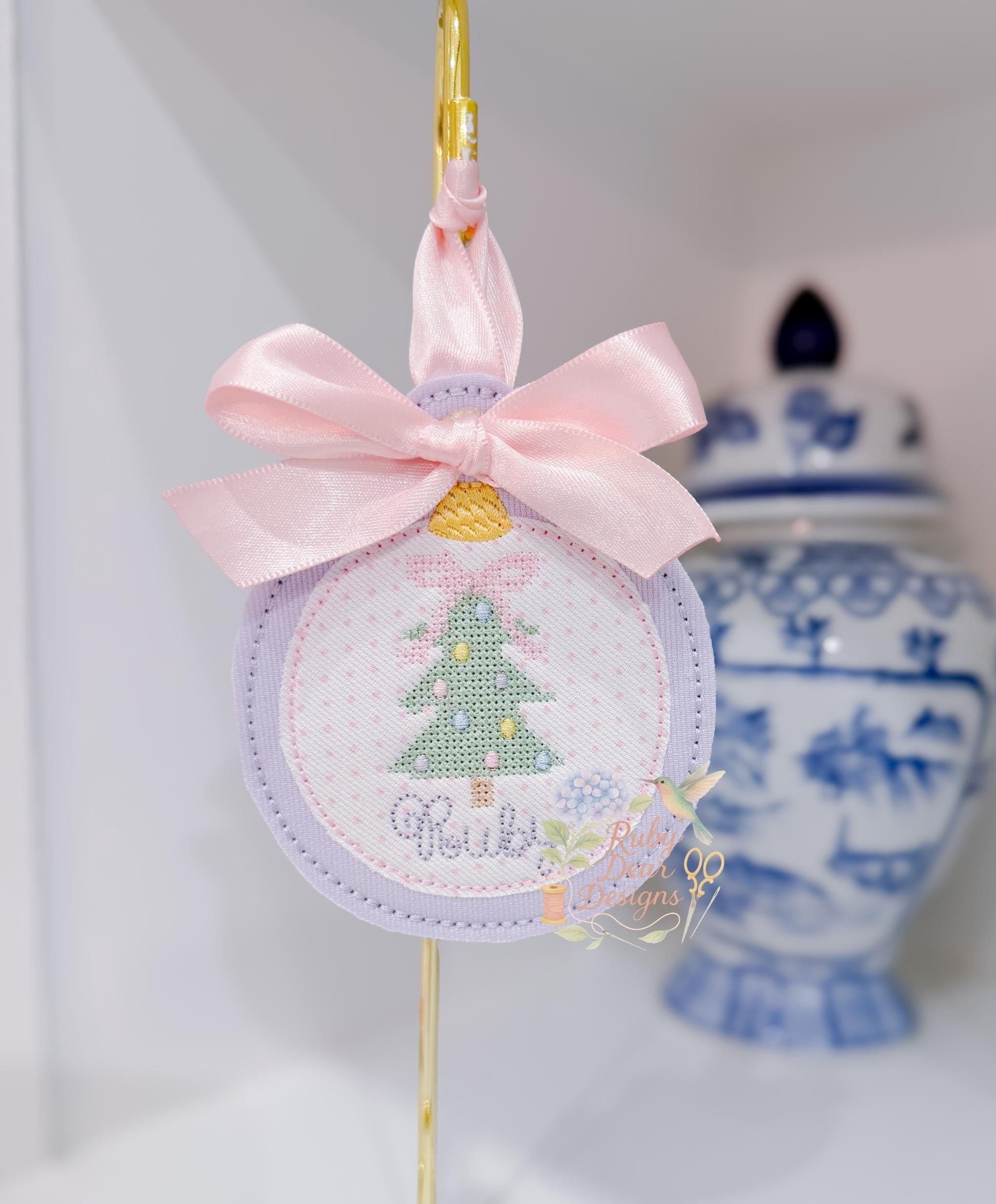 In The Hoop Double Circle Ornament Bean Stitch Machine Embroidery Design