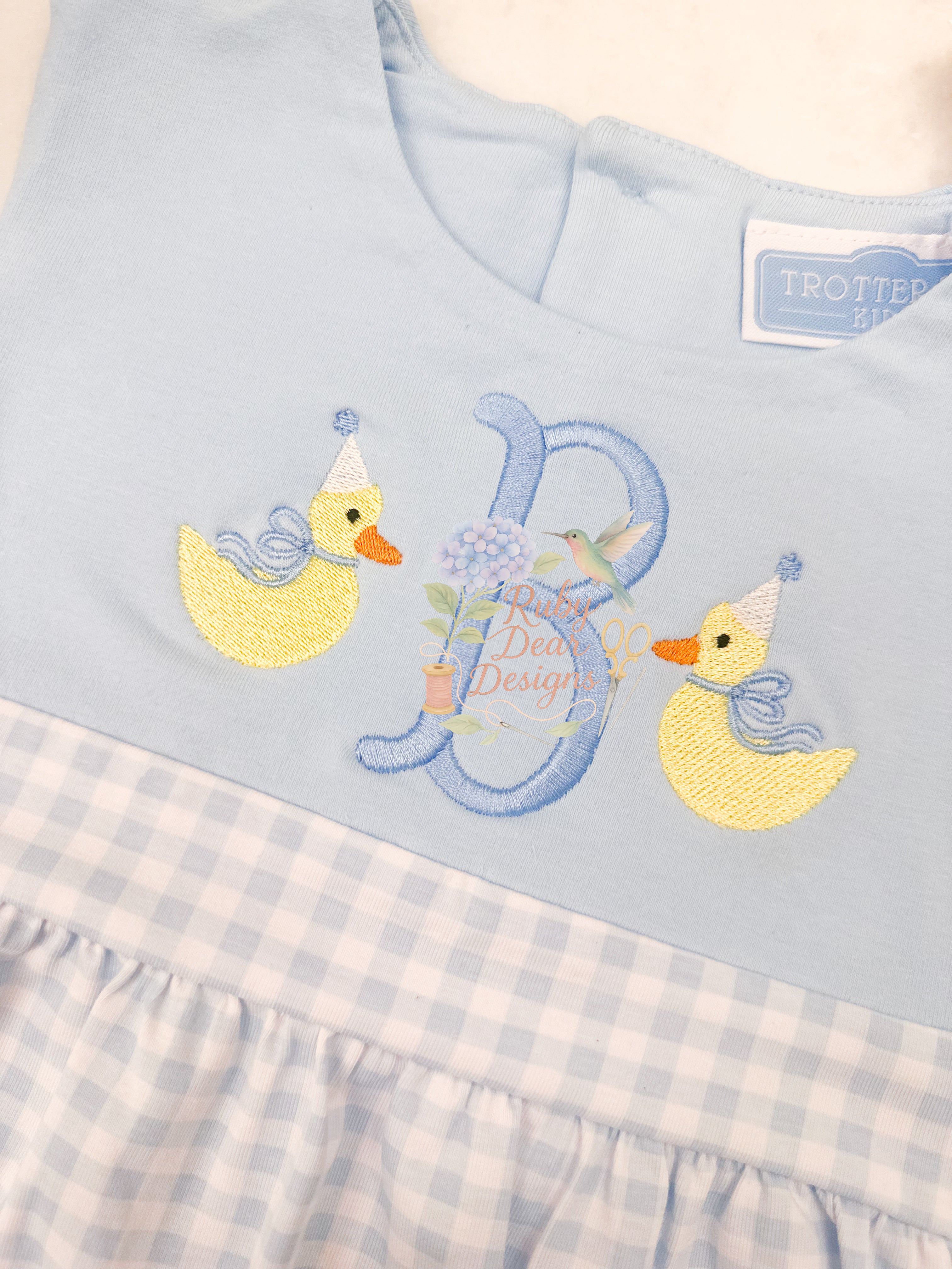 Birthday Duck Single Mini Fill Stitch Machine Embroidery Design