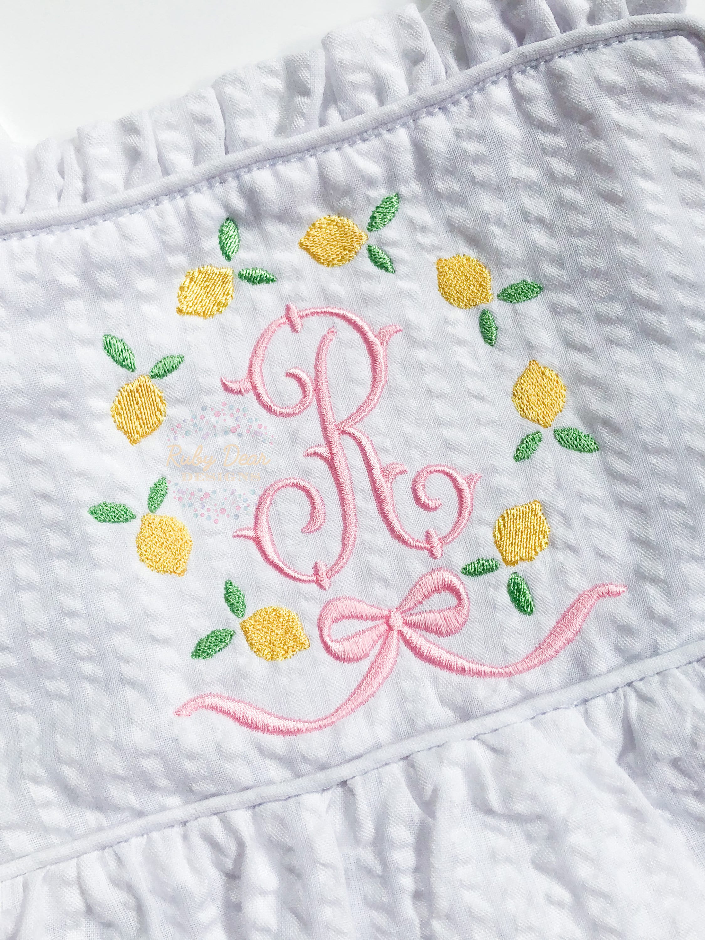 Lemon Bow Frame Machine Embroidery Design