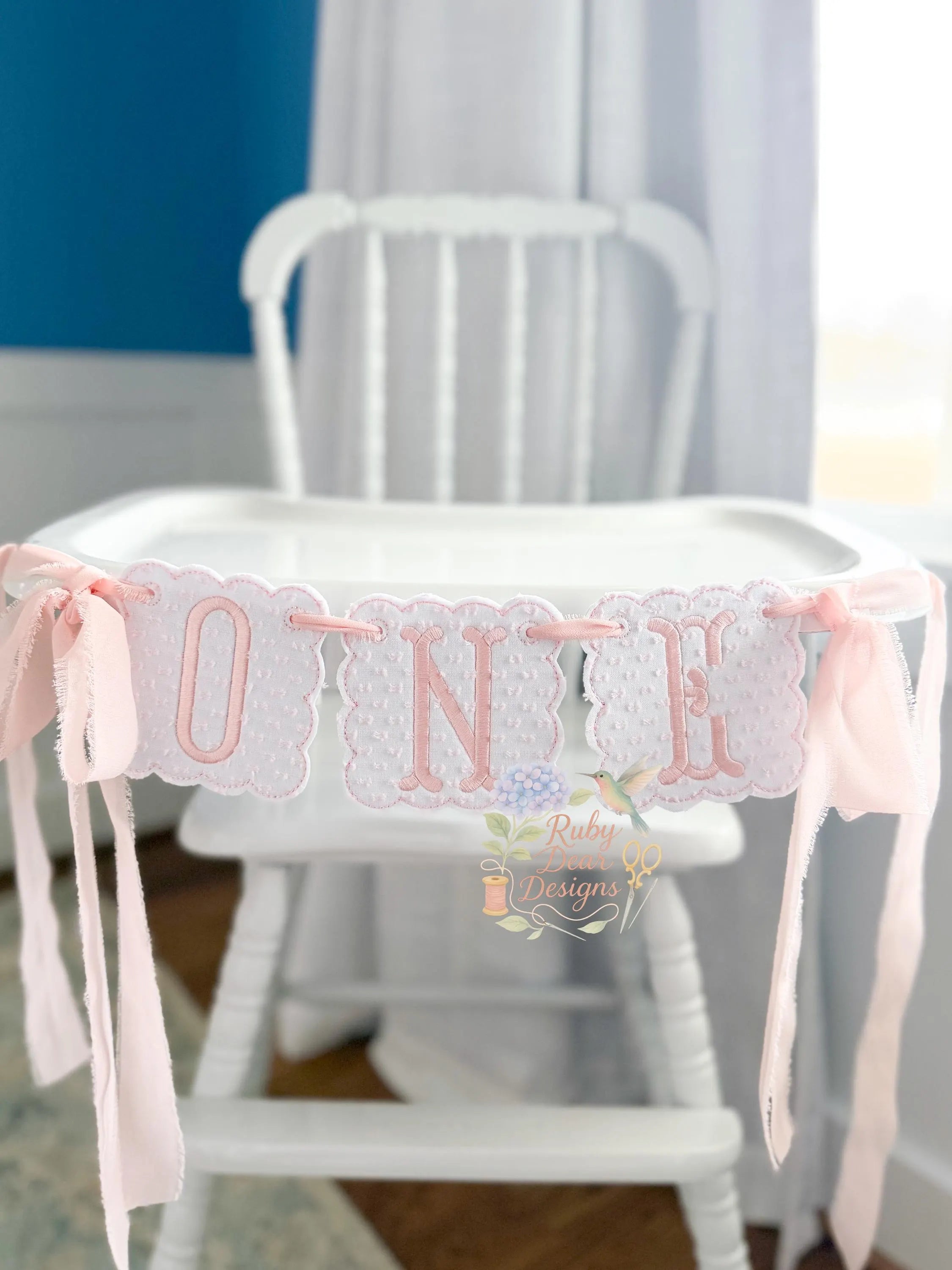 In The Hoop Scallop Frame Bean Stitch With and Without Holes Machine Embroidery Design