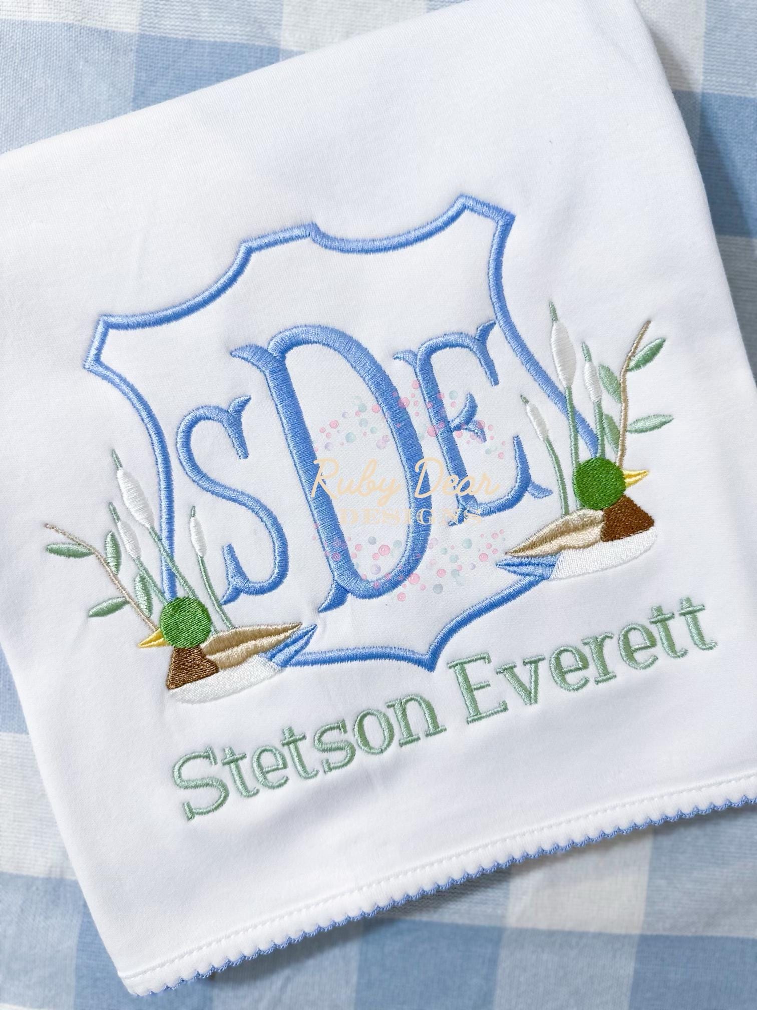 Mallard Ducks Floating Crest Fill and Satin Stitch Machine Embroidery Design