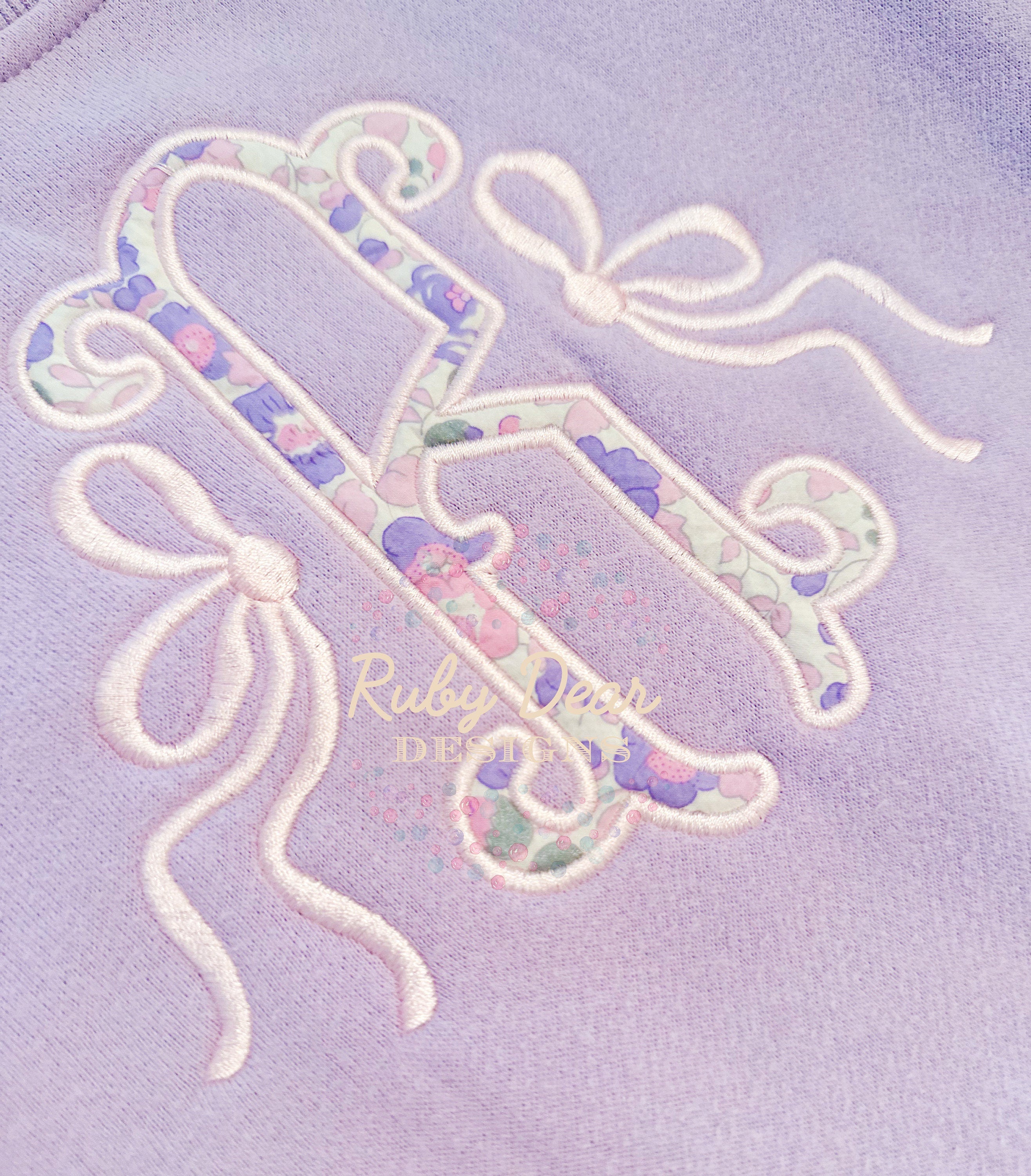 Bow In the Wind Satin Stitch Machine Embroidery Design
