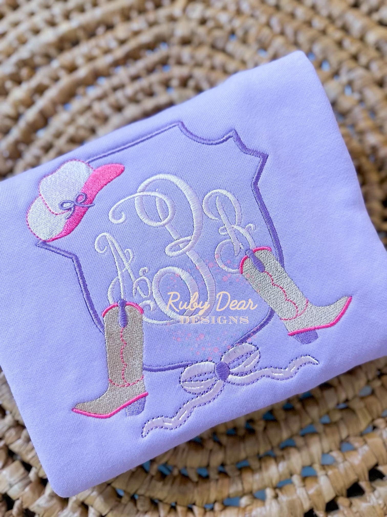 Cowgirl Boots and Hat Crest Fill and Satin Stitch Machine Embroidery Design
