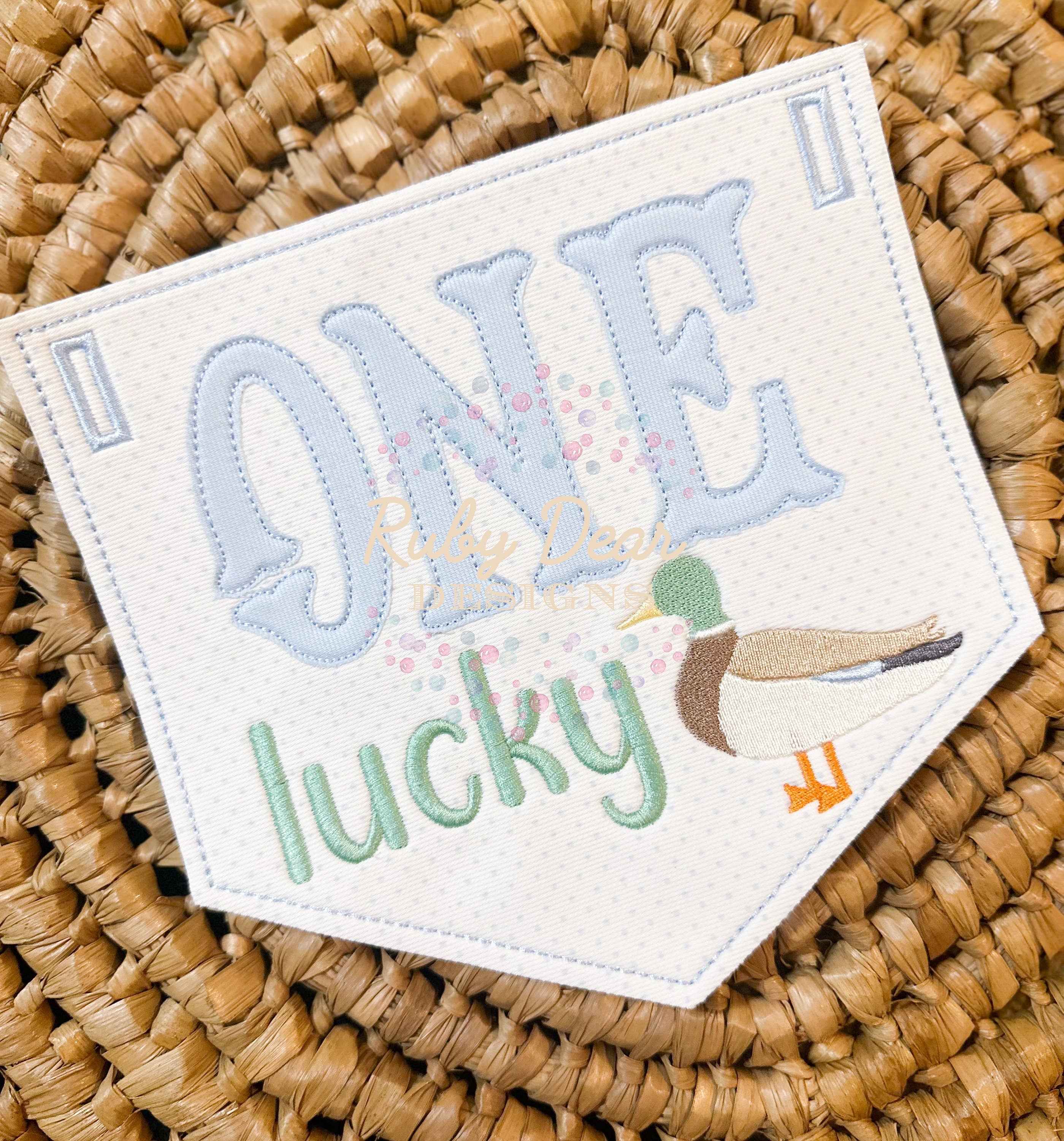 In The Hoop Pennant Pentagon Bean Stitch Machine Embroidery Design