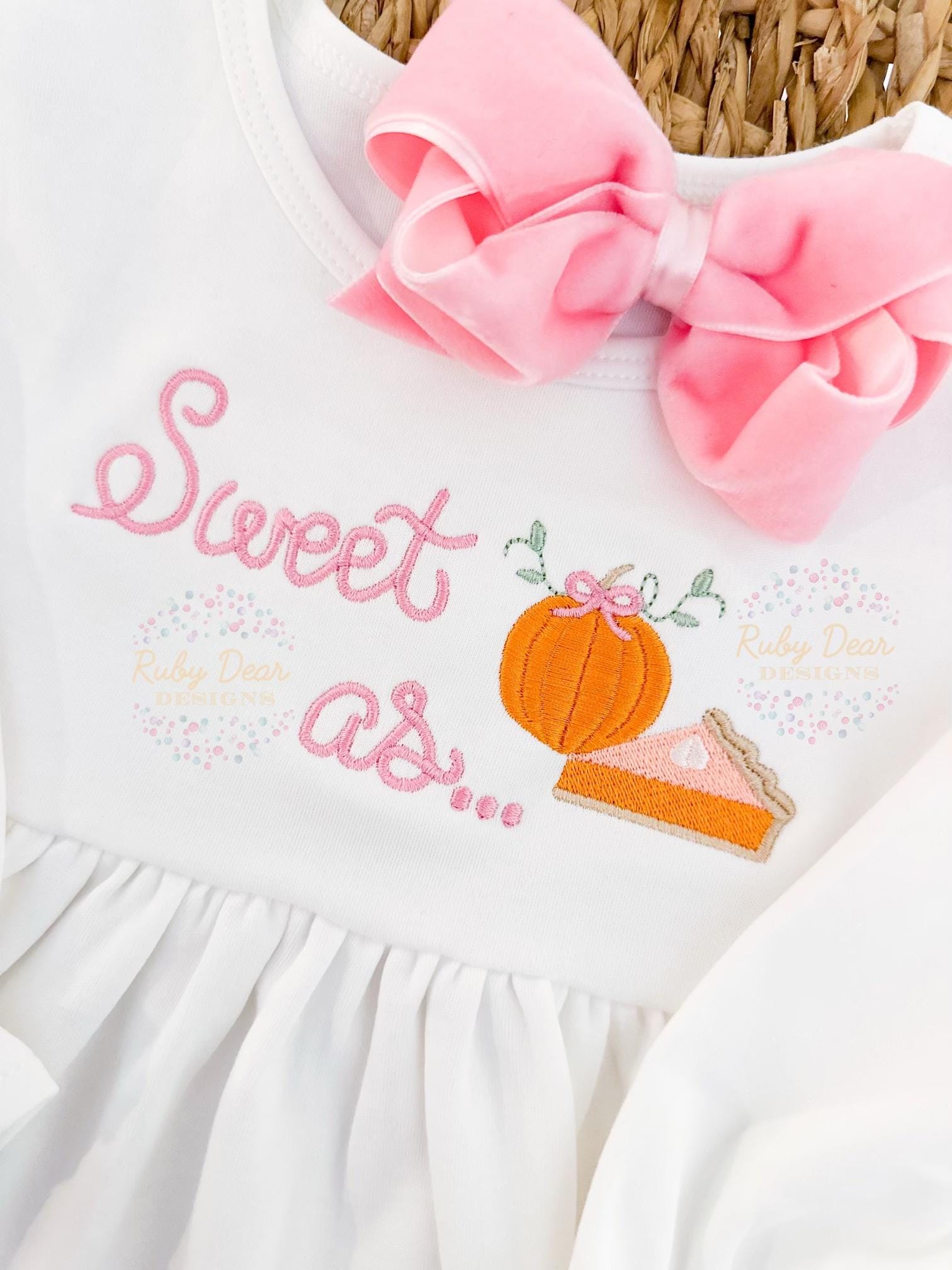 Sweet As Pumpkin Pie Satin with Bean Stitch Machine Embroidery Design
