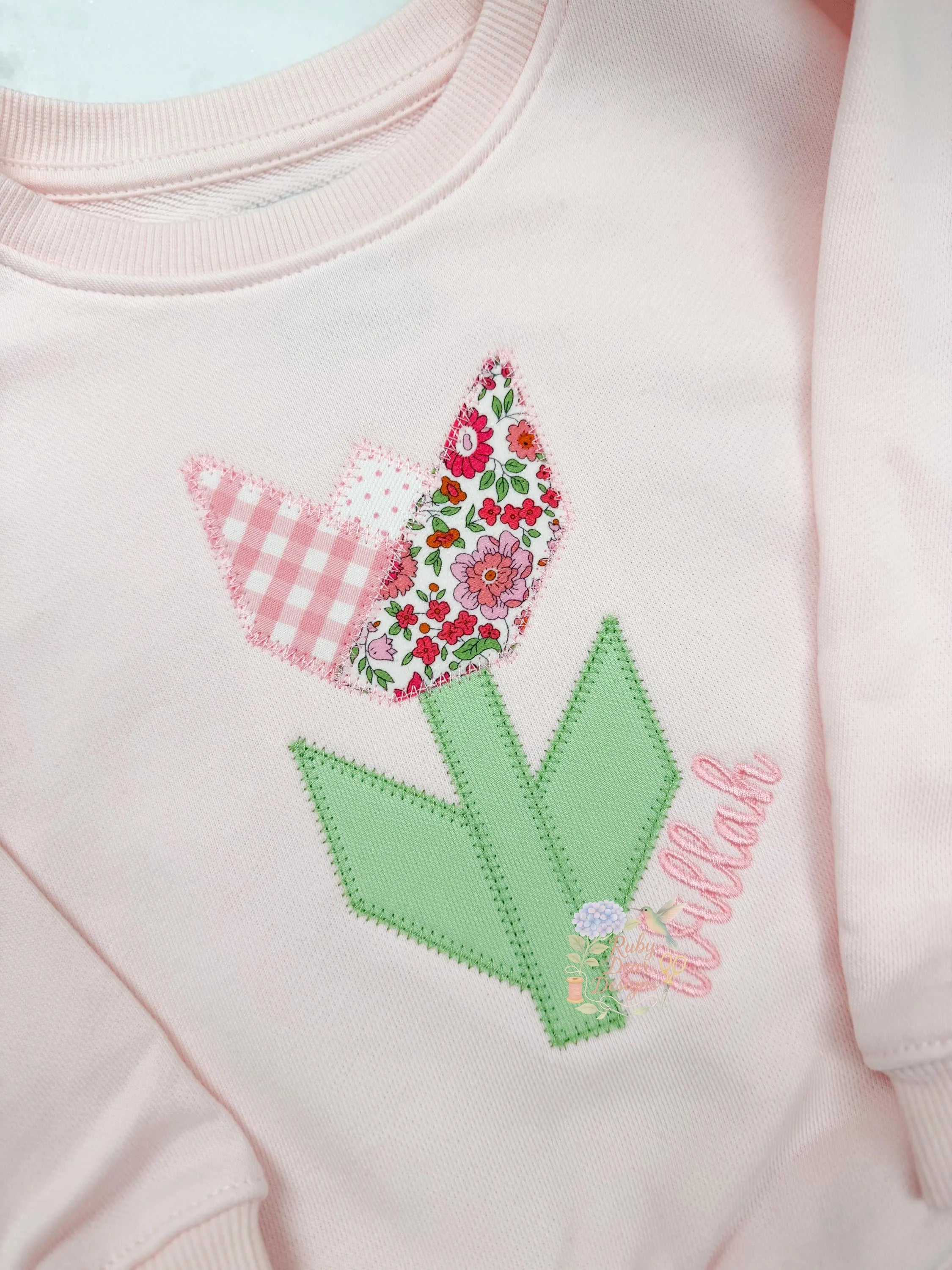 Tulip Quilt Block Zig Zag Appliqué Machine Embroidery Design